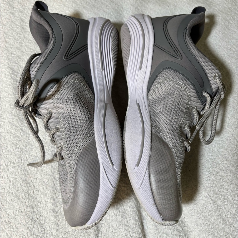 Easy Spirit x Denise Austin Gray Athletic Walking Gym Tennis Shoes Sneakers